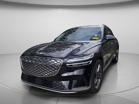 Used 2025 Genesis Electrified GV70 AWD/4WD image 1