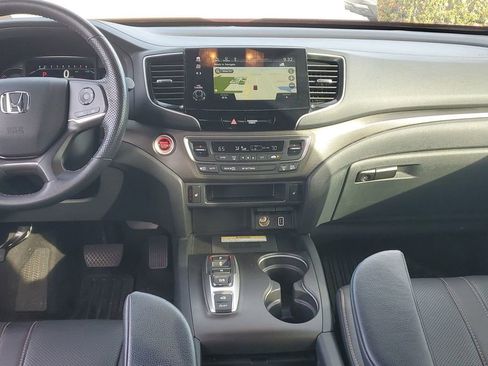 Used 2023 Honda Passport TrailSport image 25