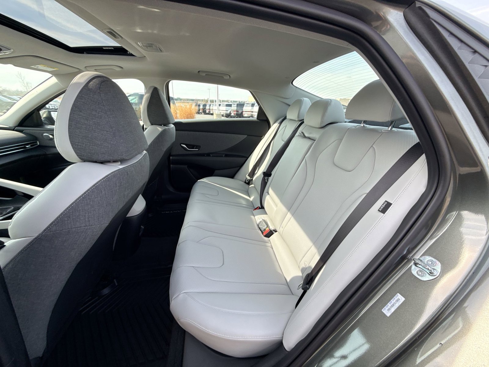 Certified 2026 Hyundai Elantra Limited FWD image 26