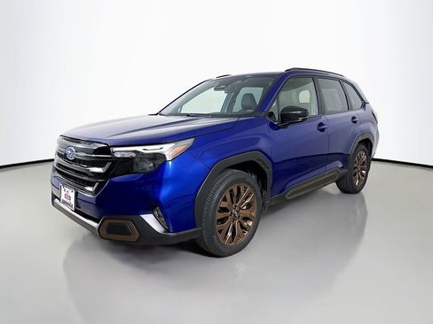 Used 2025 Subaru Forester Sport w/ Popular Package #1 AWD/4WD image 3