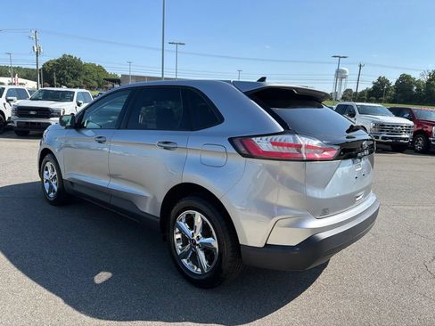 Used 2023 Ford Edge SE w/ Cargo Accessory Package AWD/4WD image 6
