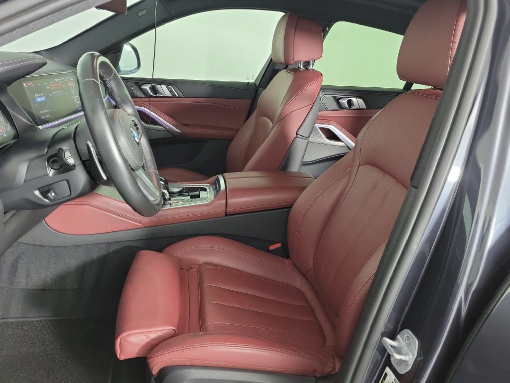 Used 2020 BMW X6 M50i AWD/4WD image 19