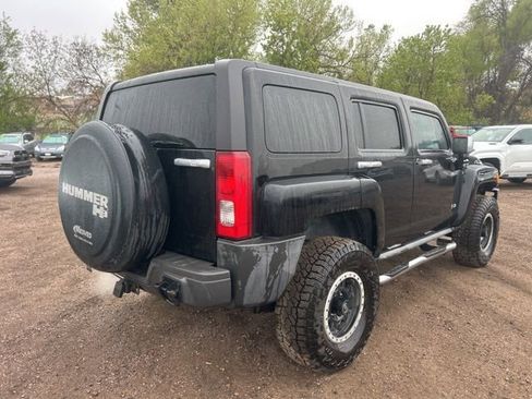 Used 2007 HUMMER H3 Luxury AWD/4WD image 6