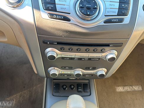 Used 2014 Nissan Murano SV w/ Value Package AWD/4WD image 17