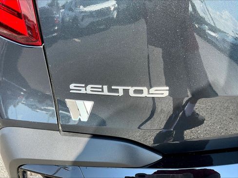 Used 2024 Kia Seltos S FWD image 24