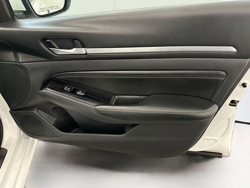 Used 2022 Nissan Altima 2.5 SL image 34