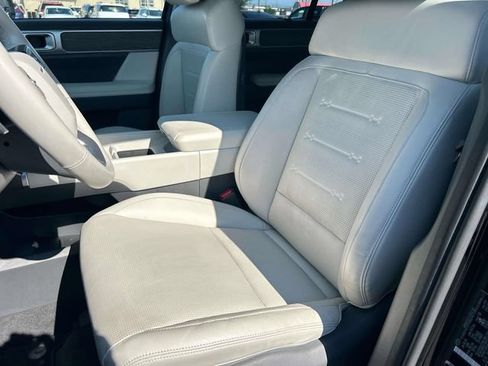 Certified 2024 Hyundai Santa Fe Limited FWD image 28