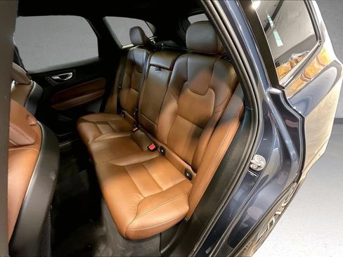 Used 2025 Volvo XC60 B5 Plus w/ Climate Package AWD/4WD image 23