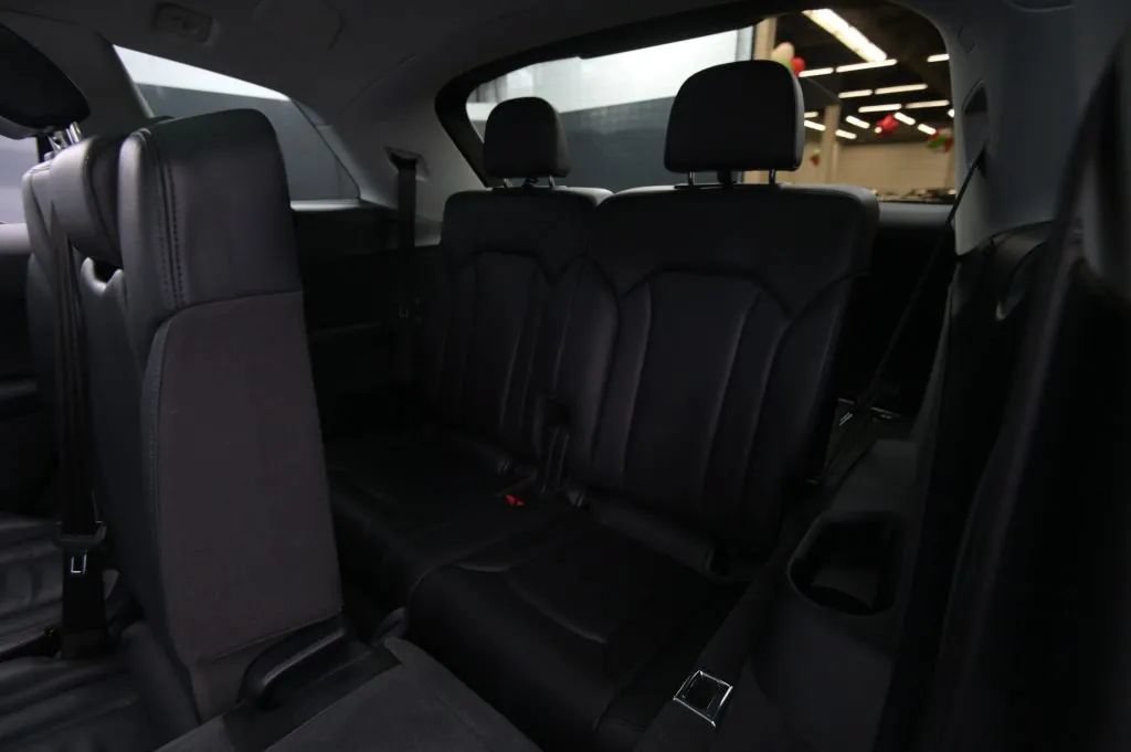Used 2018 Audi Q7 3.0T Premium Plus w/ Premium Plus Package AWD/4WD image 43