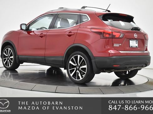 Used 2017 Nissan Rogue Sport SL w/ SL Premium Package image 17