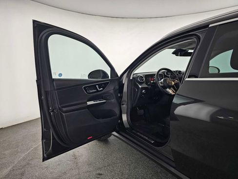 Used 2024 Mercedes-Benz GLC 300 4MATIC image 20