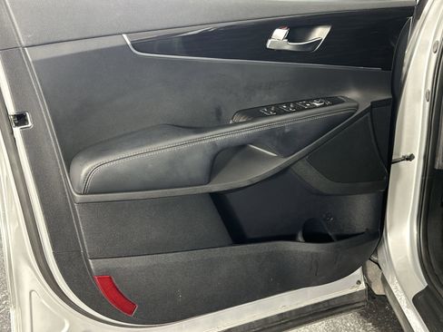 Used 2019 Kia Sorento L image 33