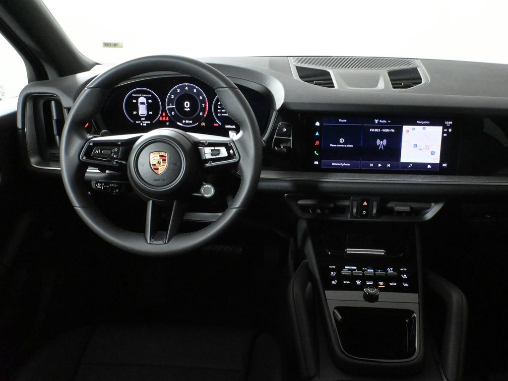 Used 2026 Porsche Cayenne AWD/4WD image 17