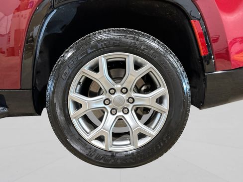 Used 2022 Jeep Wagoneer Series II image 55