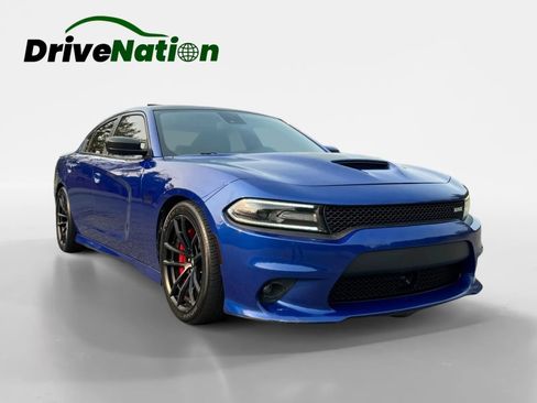 Used 2018 Dodge Charger R/T RWD image 3