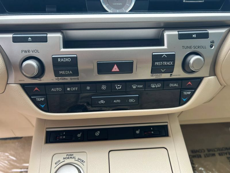 Used 2013 Lexus ES 350 w/ Premium Pkg FWD image 25