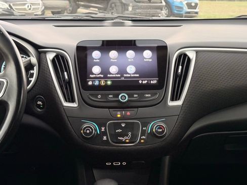 Used 2022 Chevrolet Malibu RS image 29