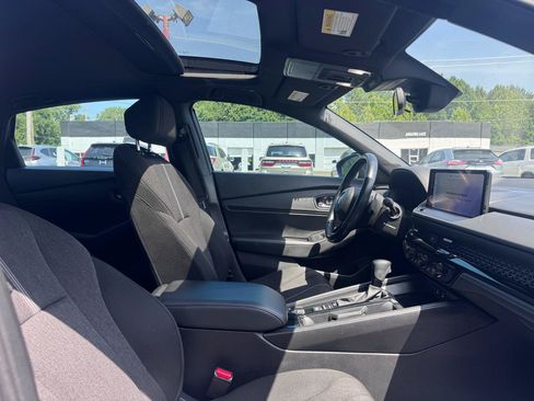 Used 2023 Honda Accord Sport image 11