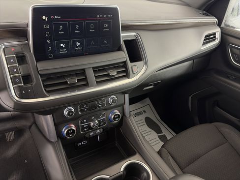 Certified 2023 GMC Yukon SLE w/ LPO, Floor Liner Package image 11