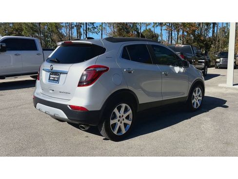 Certified 2019 Buick Encore Essence w/ Experience Buick Package image 8