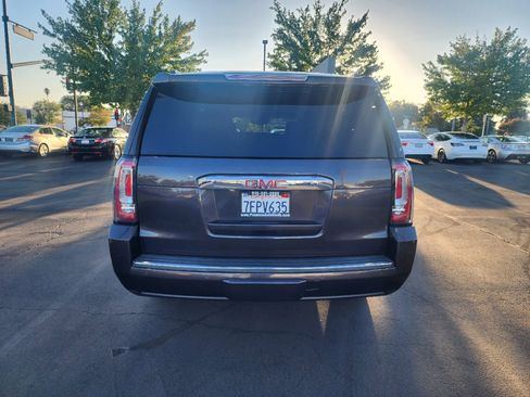 Used 2015 GMC Yukon XL Denali w/ Touring Package image 4