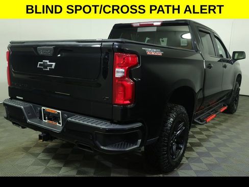 Used 2021 Chevrolet Silverado 1500 LT Trail Boss w/ LT Trail Boss Premium Package image 14