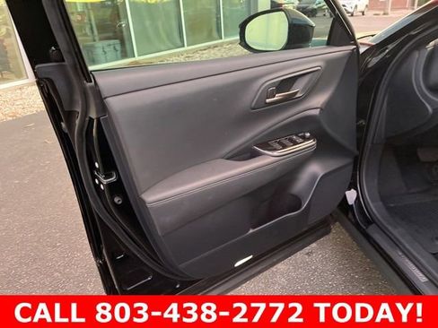 Used 2026 Toyota Crown XLE image 5