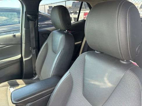 Used 2020 Buick Encore GX Preferred FWD image 7