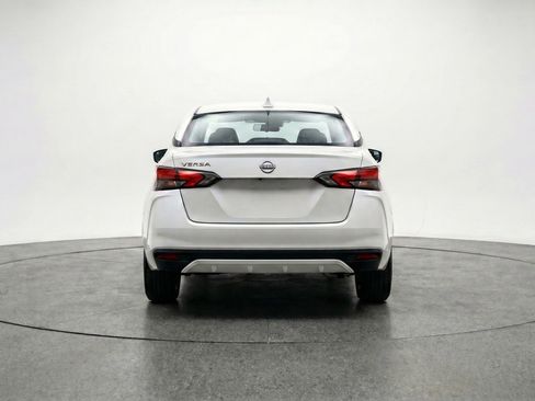 Used 2025 Nissan Versa SV FWD image 7