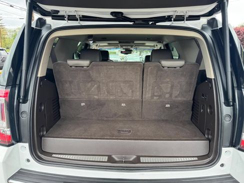 Used 2018 GMC Yukon Denali w/ Denali Ultimate Package AWD/4WD image 13