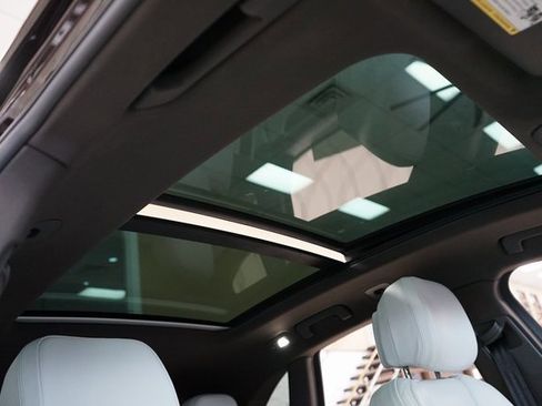 Used 2020 Porsche Macan S image 9