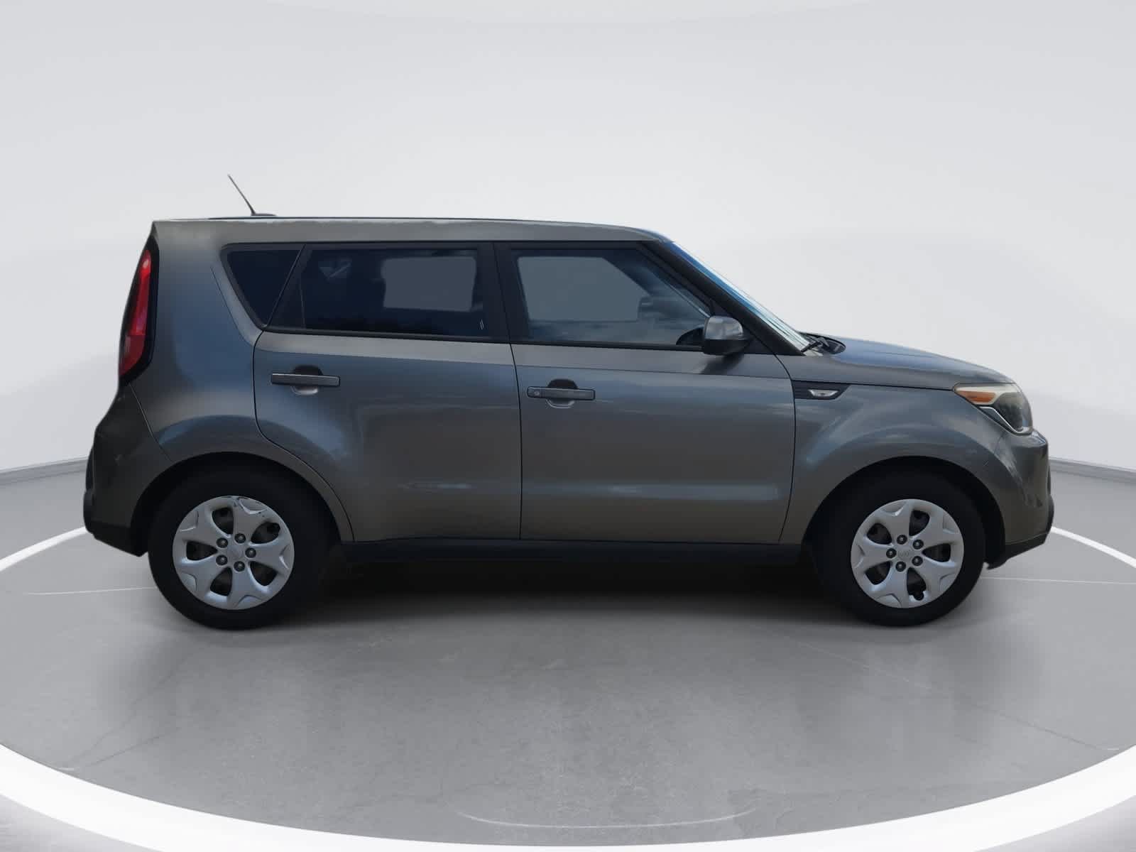 Used 2014 Kia Soul FWD image 9