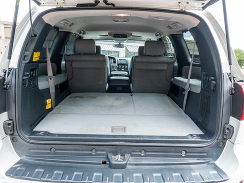 Used 2013 Toyota Sequoia Platinum AWD/4WD image 20
