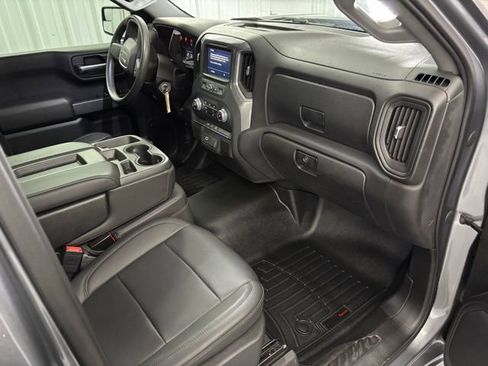 Used 2020 GMC Sierra 1500 Base w/ Fleet Convenience Package image 18