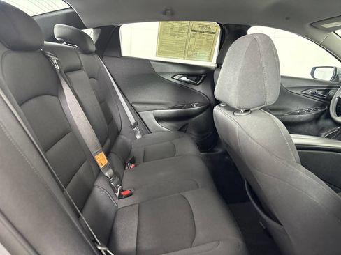 Used 2025 Chevrolet Malibu LT FWD image 24