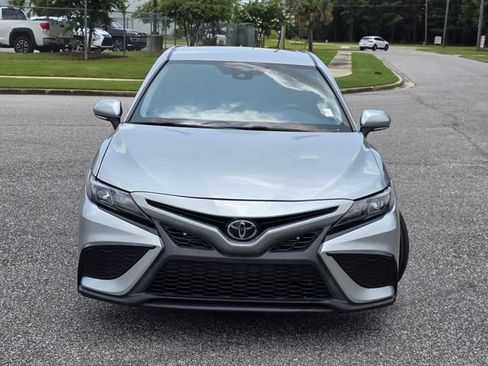 Used 2023 Toyota Camry SE FWD image 2