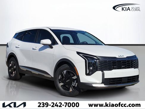 New 2026 Kia Sportage LX FWD image 1