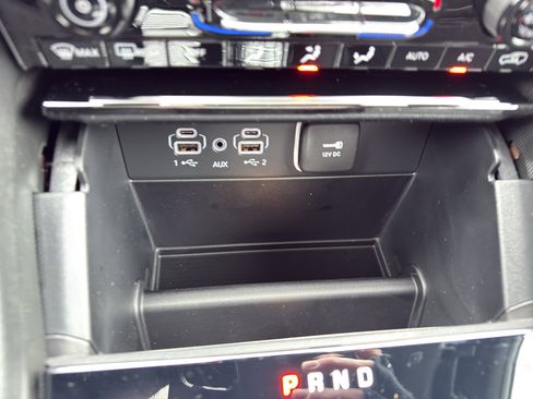 New 2025 Jeep Grand Cherokee Limited w/ Trailer Tow Package image 19