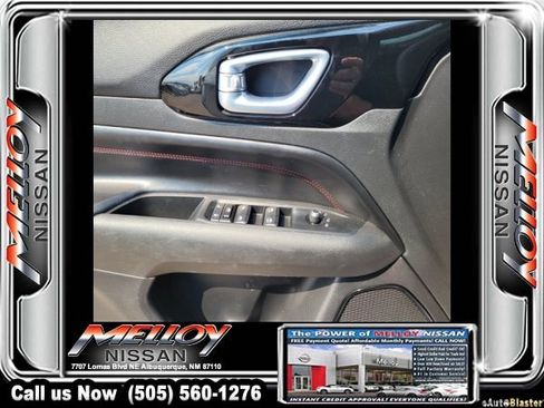 Used 2022 Jeep Compass Trailhawk w/ Trailhawk Convenience Group AWD/4WD image 23