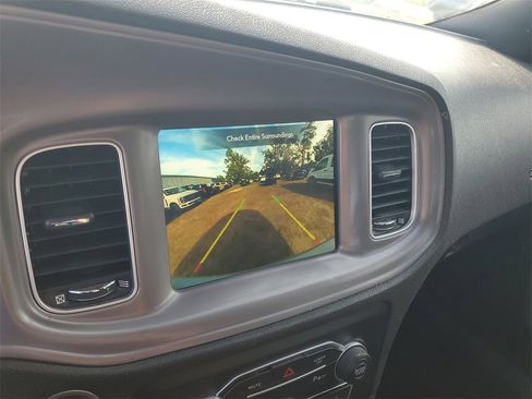 Used 2023 Dodge Charger SXT image 20