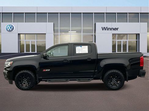 Used 2022 Chevrolet Colorado Z71 w/ Z71 Midnight Edition image 4