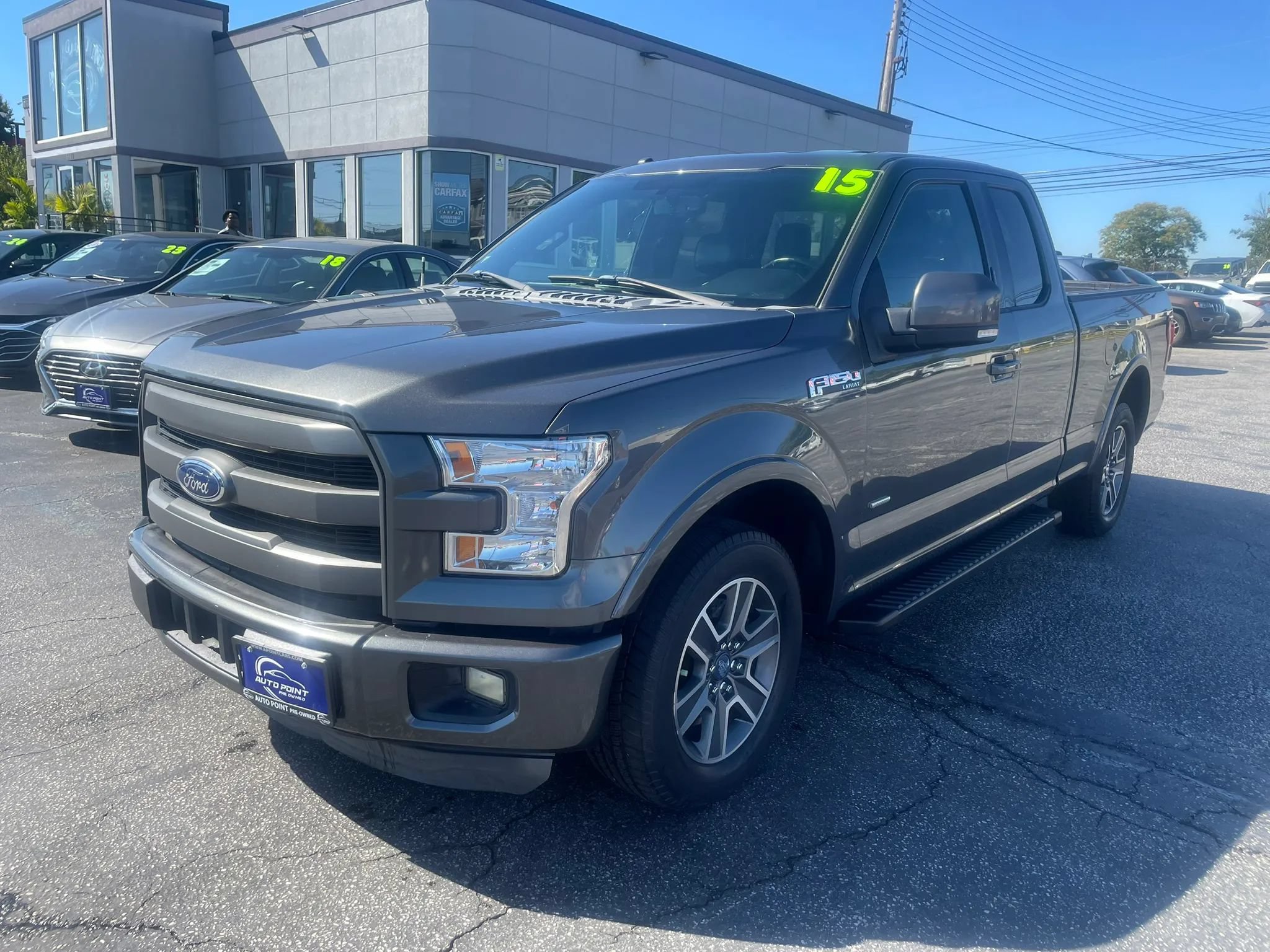 Used 2015 Ford F150 Lariat RWD image 1