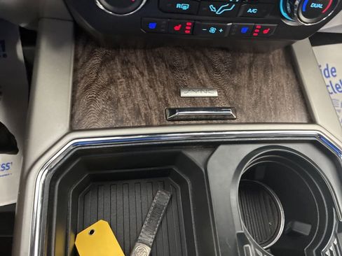 Used 2018 Ford F350 Lariat w/ Lariat Ultimate Package AWD/4WD image 56