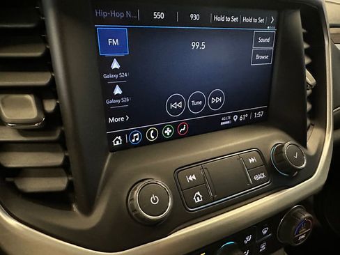 Used 2022 GMC Acadia SLE w/ Driver Convenience Package AWD/4WD image 13