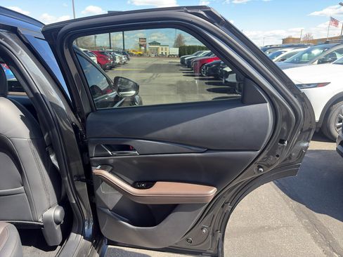 Used 2025 MAZDA CX-30 2.5 Turbo w/ Premium Plus Pkg AWD/4WD image 16