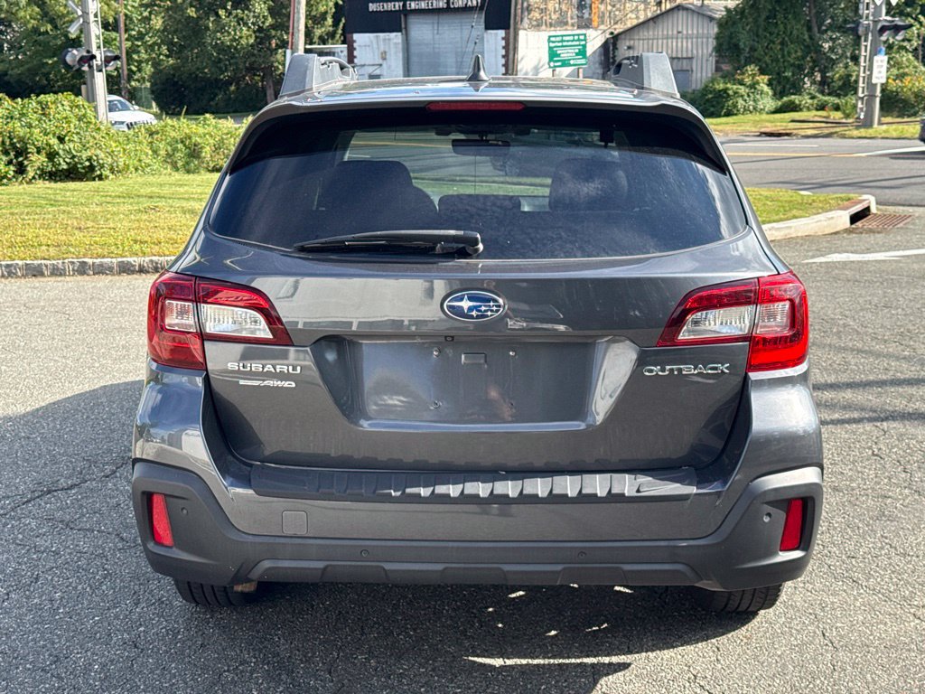 Used 2019 Subaru Outback 2.5i Limited AWD/4WD image 6