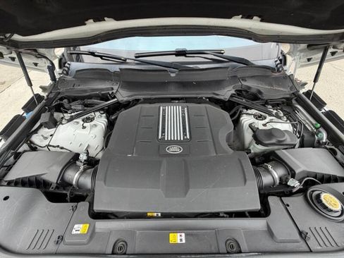 Used 2017 Land Rover Range Rover Supercharged AWD/4WD image 20