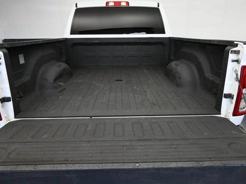 Used 2024 RAM 2500 Big Horn w/ Off Road Package AWD/4WD image 29