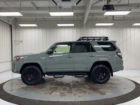 Used 2021 Toyota 4Runner TRD Pro AWD/4WD image 5