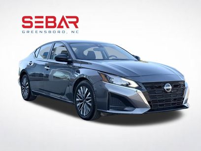 Used 2024 Nissan Altima 2.5 SV